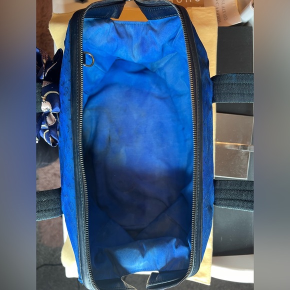 Authentic Louis Vuitton Monogram Mini Josephine GM Hand Bag - Picture 3 of 9